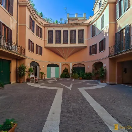 Trevi Ducal Palace Rome Exterior photo